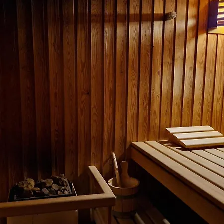 Chesa Bellaval, Haus La Vuolp 2,5 - Zimmerwohnung * 席尔瓦普拉纳