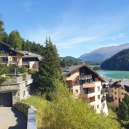 Chesa Bellaval, Haus La Vuolp 2,5 - Zimmerwohnung 席尔瓦普拉纳