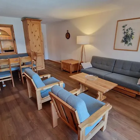 Chesa Bellaval, Haus La Vuolp 2,5 - Zimmerwohnung 公寓 *