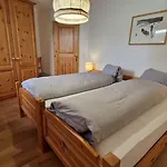 Chesa Bellaval, Haus La Vuolp 2,5 - Zimmerwohnung * Silvaplana