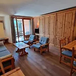 Chesa Bellaval, Haus La Vuolp 2,5 - Zimmerwohnung Silvaplana